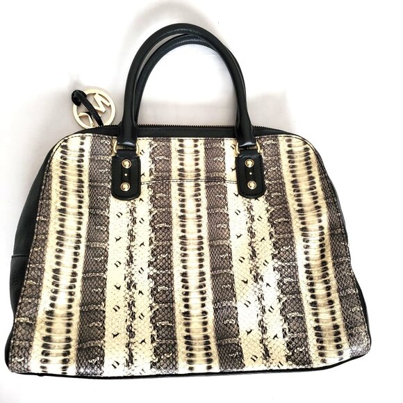 Michael Michael Kors SELMA Black/White Snake Print Leather Tote Bucket Handbag - Picture 5 of 15